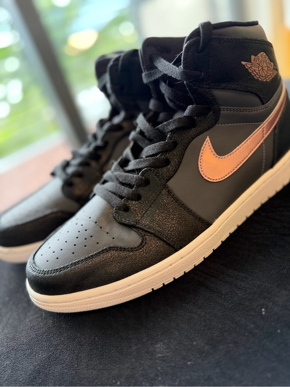 Air Jordan 1 Retro High “Bronze Medal” 2016
